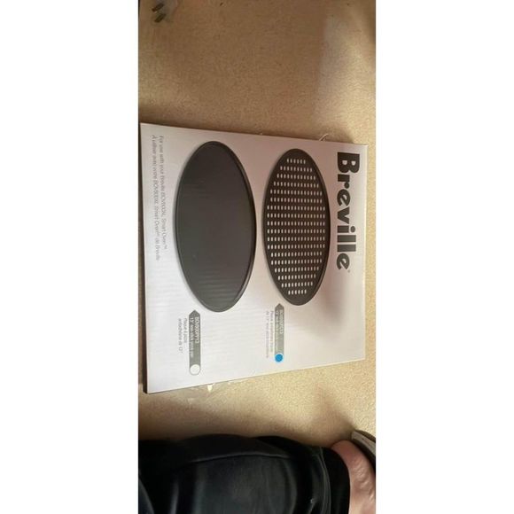 Breville 13" Non Stick Pizza Pan New in Box - Picture 1 of 3